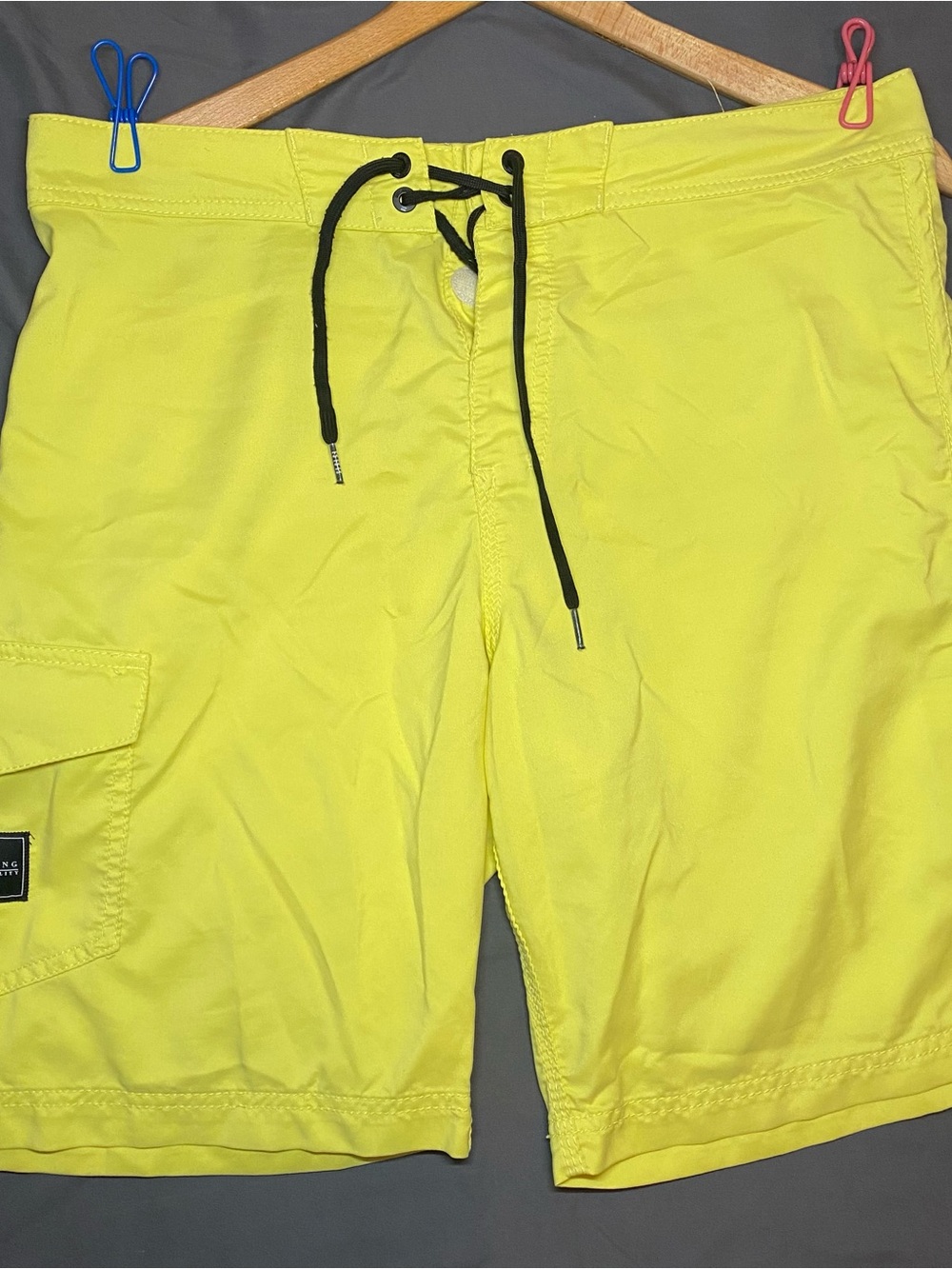 Billabong Board Shorts Men’s Size 33 Medium Yellow Swim Surf Drawstring Beach